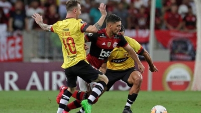Diario HOY | Sin Arrascaeta y Filipe Luís, Flamengo empieza la pelea por la final ante Barcelona
