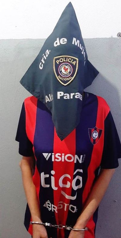 Capturan a presunta ladrona en el quincho de una vivienda - ABC en el Este - ABC Color