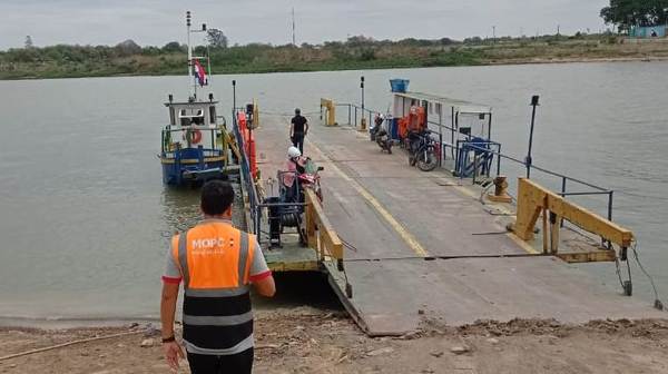 Evalúan potencial de Alto Paraguay para el turismo fluvial, transporte de carga y pasajeros