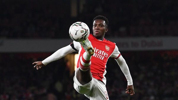 Arsenal no sufre ante el modesto Wimbledon