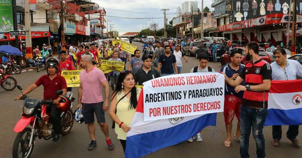 La Nación / Comerciantes anuncian movilización en caso de que no se rehabilite el puente San Roque