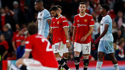 Manchester United queda fuera de la Copa de la Liga