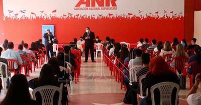 La Nación / Función social de la ANR: consiguió empleo a más de 1.800 paraguayos en plena pandemia