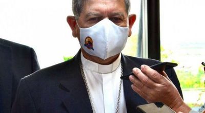 Obispo millonario en lobby en el Congreso para trancar ley contra invasores