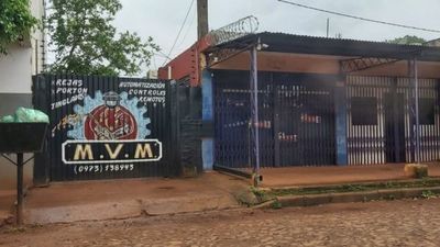Herrero cobró adelantado por su trabajo y rajó con la plata