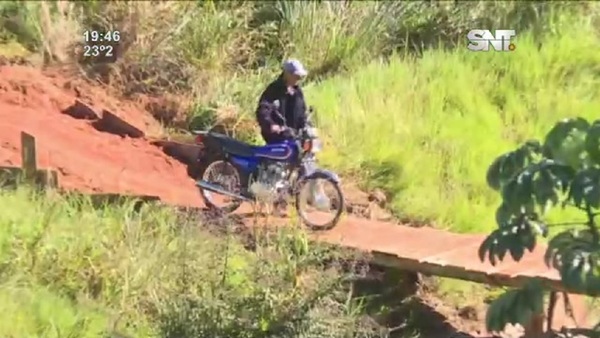 Tacuatí: Puente derrumbado está en las mismas condiciones - SNT