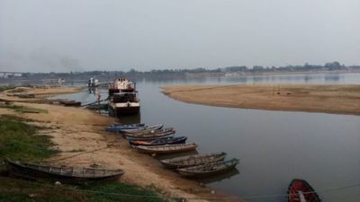 Provisión de cemento también es afectada por bajante del río