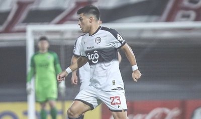 Crónica / Richard - Jaka, la dupla en el medio