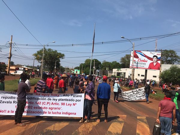 Sucesivas movilizaciones contra el pedido para que invasión de tierras sea un crimen - La Clave