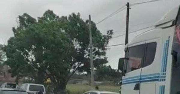 La Nación / Accidente dejó un motociclista fallecido en Capiatá
