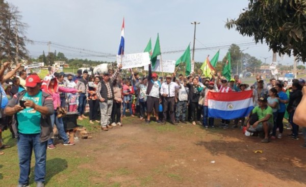 Campesinos se movilizan contra la criminalización de la invasión