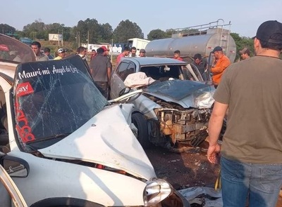 Dos fallecidos tras choque de vehículos en Curuguaty - Noticiero Paraguay