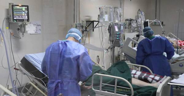 La Nación / Pacientes polivalentes saturan urgencias del Hospital de Clínicas