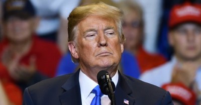 Donald Trump demanda a su sobrina y a The New York Times por más de 100 millones de dólares - SNT