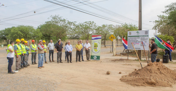 Realizaron palada inicial de pavimentación de calle Boquerón en Filadelfia