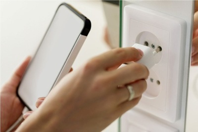 Bruselas plantea un único cargador universal para dispositivos electrónicos