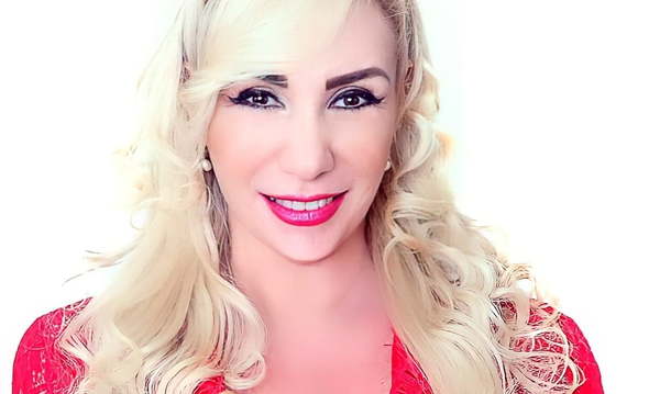 Candidata a Concejal privilegiada tiene como custodio a un policía - Noticiero Paraguay