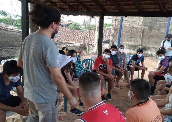 Diario HOY | Capacitan en derechos y responsabilidades a adolescentes del Abasto