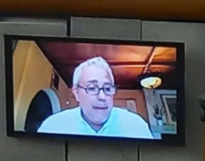 Crónica / ¿Fidel Zavala ya no hace oficina en su casa?