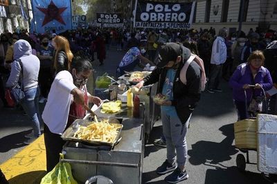 Persisten los problemas laborales en Argentina, pese a reducción de desempleo - Mundo - ABC Color