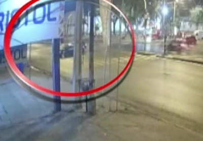 Mariano Roque Alonso: Cruzó semáforo en rojo y ocasionó accidente - SNT