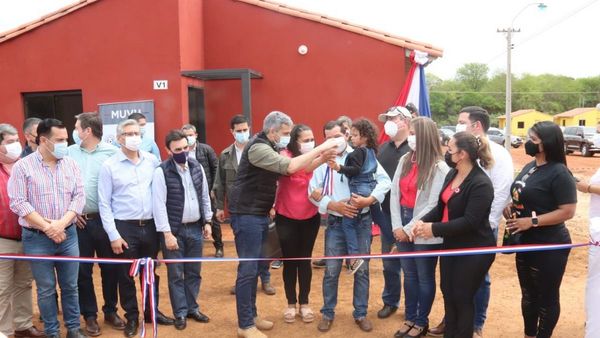 Marito apoya propuesta de convertir en crimen la invasión de tierras