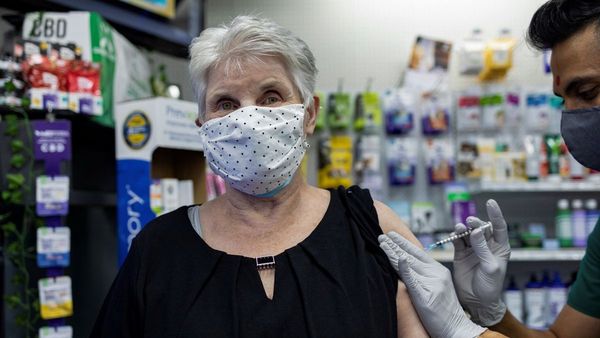 EEUU aprueba tercera dosis para mayores de 65 años