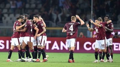 Nápoli lidera  y  Torino   se deja empatar