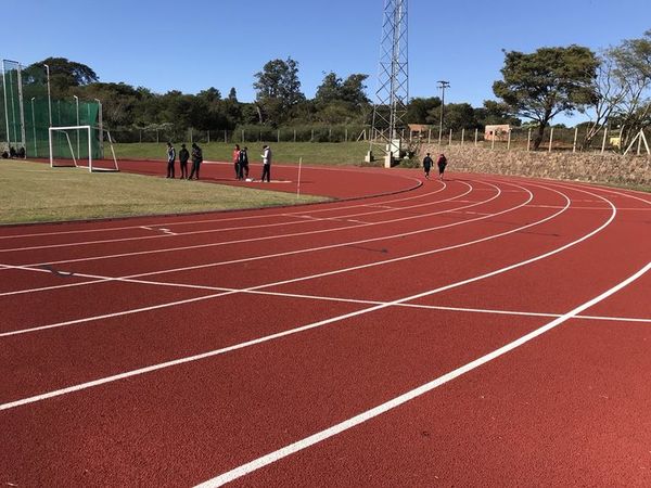 Encarnación recibe a los atletas para el Sudamericano U18 - Polideportivo - ABC Color