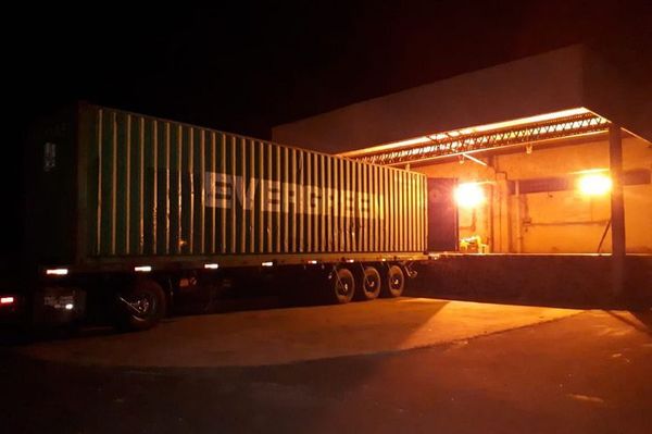 Aduanas justifica millonaria diferencia en escandaloso caso - Nacionales - ABC Color