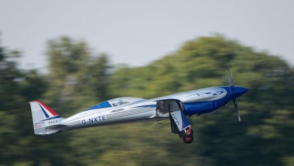 El Spirit of Innovation totalmente eléctrico vuela por primera vez