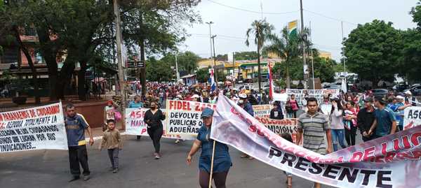 Más penas para invasores de tierra: En Alto Paraná movilizaciones fueron en 12 frentes - La Clave
