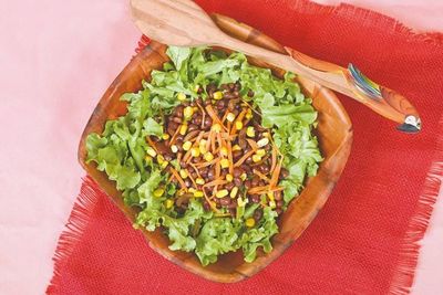 Reconfortante ensalada de porotos rojos con paté de aceitunas, un plato apto para celíacos - Gastronomía - ABC Color
