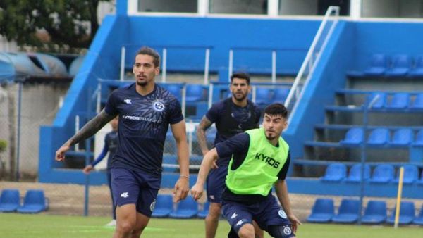 Sol de América ante el invicto con el historial muy abajo