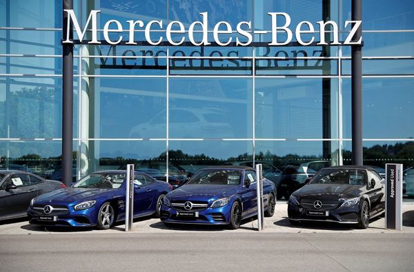 Mercedes-Benz producirá baterías para autos eléctricos