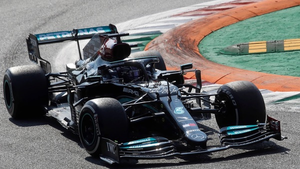 Mercedes manda y Verstappen apuesta por un cambio de motor - El Independiente