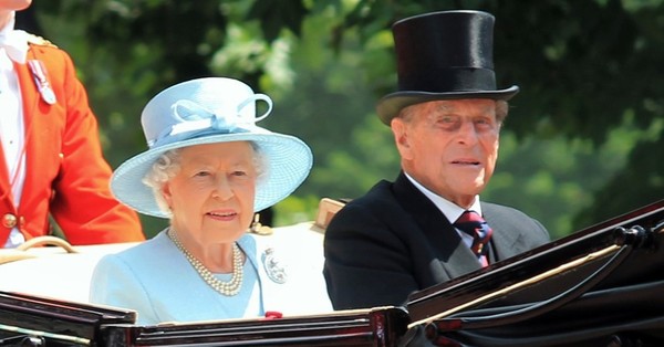 Revelan la broma del duque de Edimburgo que siempre enfadaba a la reina Isabel - SNT