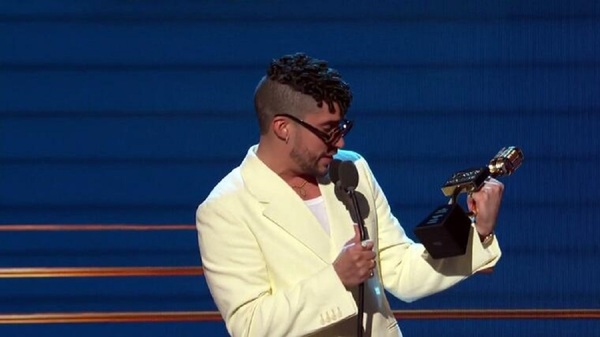 Te mostramos a todos los ganadores de los Billboards latinos 2021