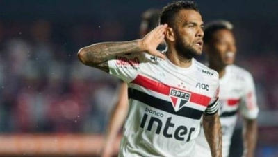 Diario HOY | Dani Alves anuncia que no jugará en ningún club en lo que resta de 2021