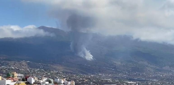 Diario HOY | Primeros vuelos cancelados por erupción del volcán de las islas Canarias
