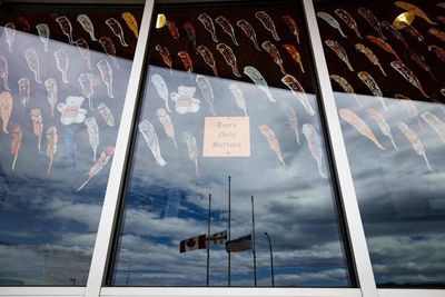 Iglesia Católica se disculpa con indígenas de Canadá - Mundo - ABC Color