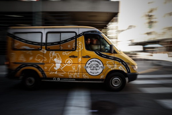 Un viaje de 10.000 kilómetros para "expandir" el bitcóin por Latinoamérica - MarketData