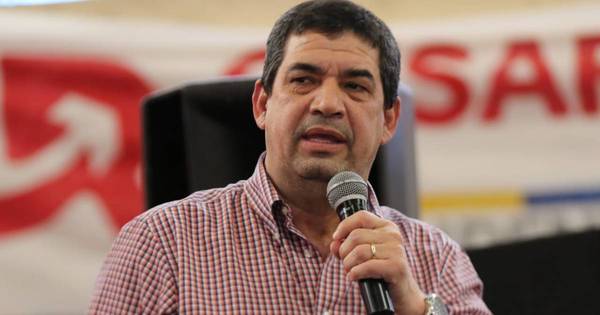 La Nación / Acto en Encarnación: “El único secreto para ganar la mayoría de distritos es la unidad”, dice vicepresidente
