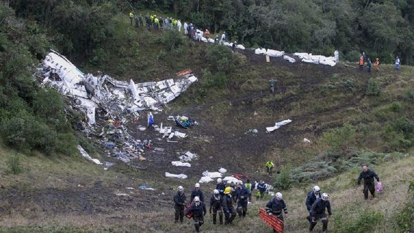 Detienen en Brasil a boliviana investigada por tragedia aérea del Chapecoense
