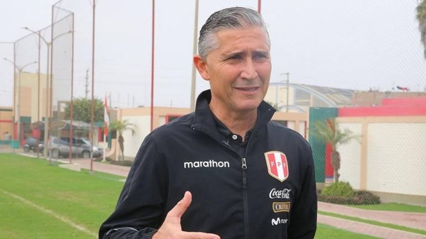 Diario HOY | Suspenden al seleccionador femenino de Perú tras la denuncia de dos jugadoras