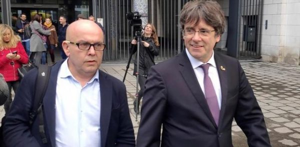 Dejan en libertad a Puigdemont, pero deberá quedarse en Cerdeña - ADN Digital