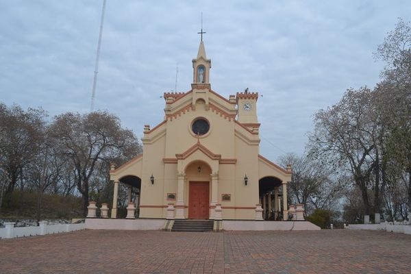 Recuerdan aniversario de consagración de catedral de María Auxiliadora en Fuerte Olimpo - Nacionales - ABC Color