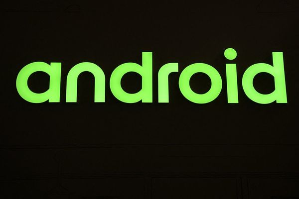 Personas con discapacidad ya pueden operar teléfonos Android con gestos faciales