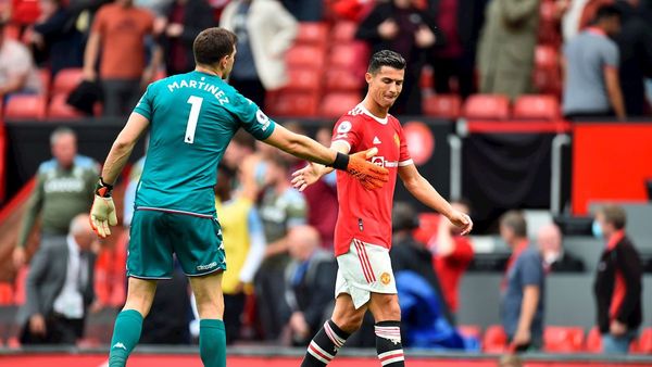 Cristiano Ronaldo no puede con el Aston Villa