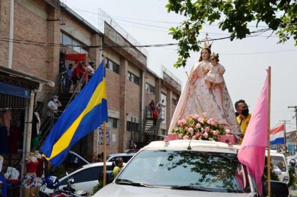 Bandera jeré: Luqueños inician fiesta patronal con bombapú y “Jopói Tupãsÿme guarã” •
